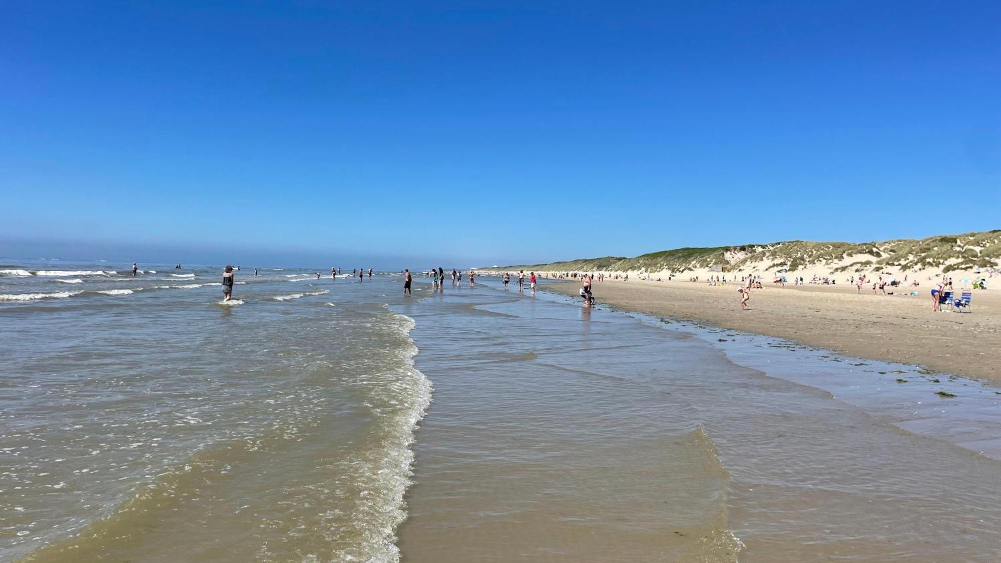 Appartement Vue Mer Au Pied De La Plage De Мерлимон Екстериор снимка