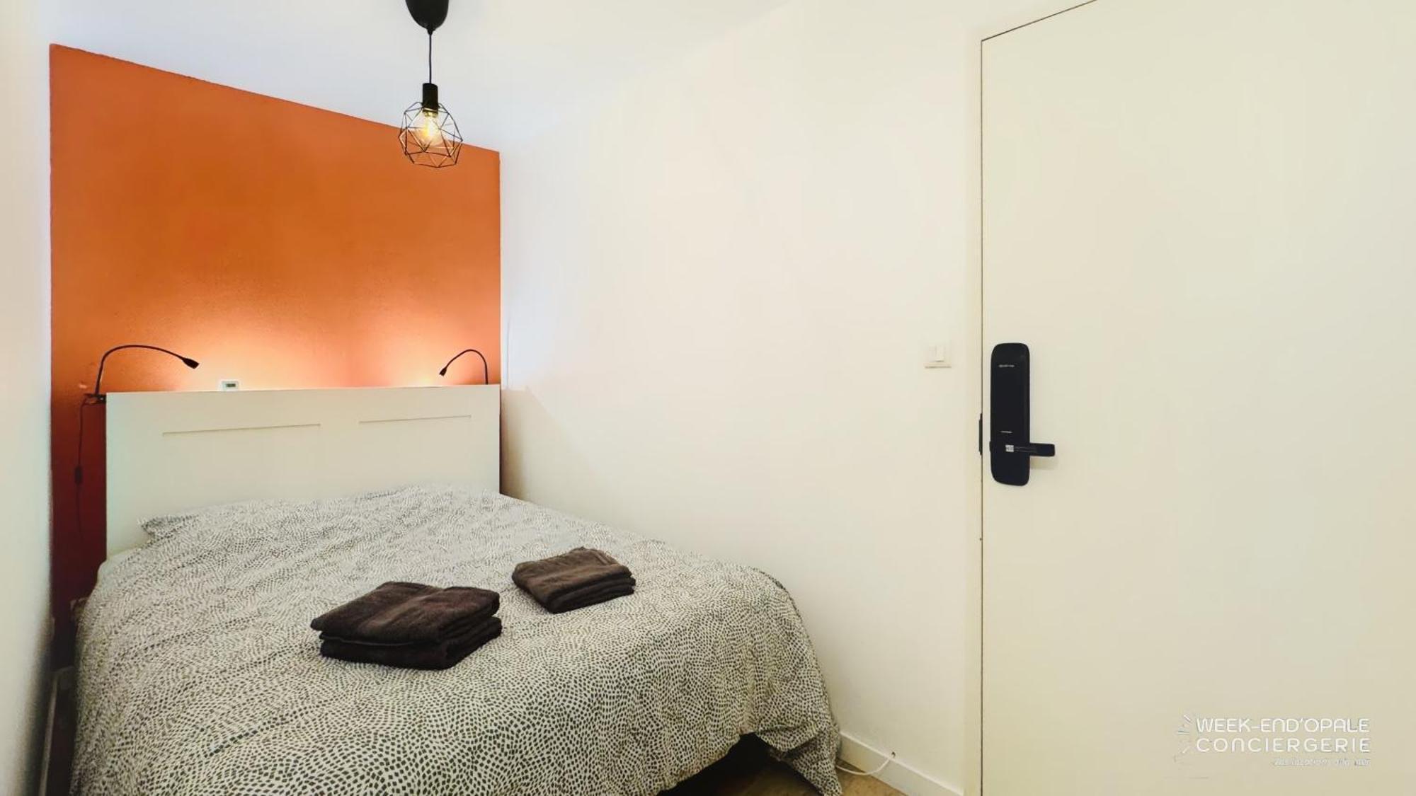Appartement Vue Mer Au Pied De La Plage De Мерлимон Екстериор снимка