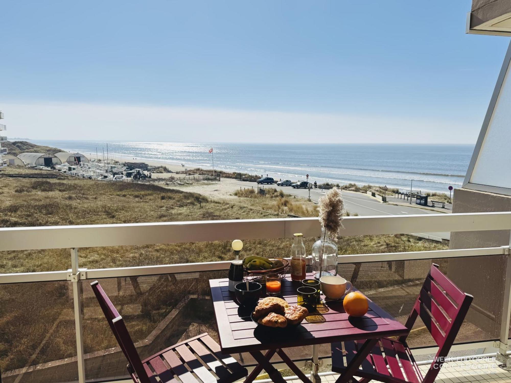 Appartement Vue Mer Au Pied De La Plage De Мерлимон Екстериор снимка